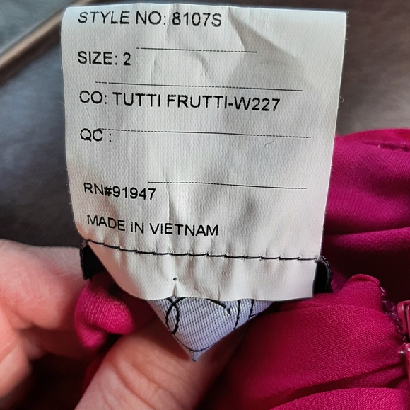 Dress - Picture 4 of 4